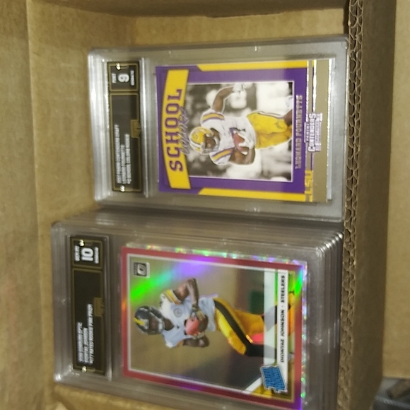 Hobby Box!! Random/price drop!!! Tier 3 - Picture 5 of 9